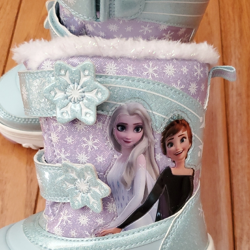 Disney Frozen Purple Winter Boots - Picture 2 of 12